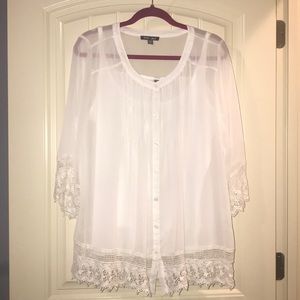 Roz & Ali sz 1x white sheer flowy blouse. NWOT